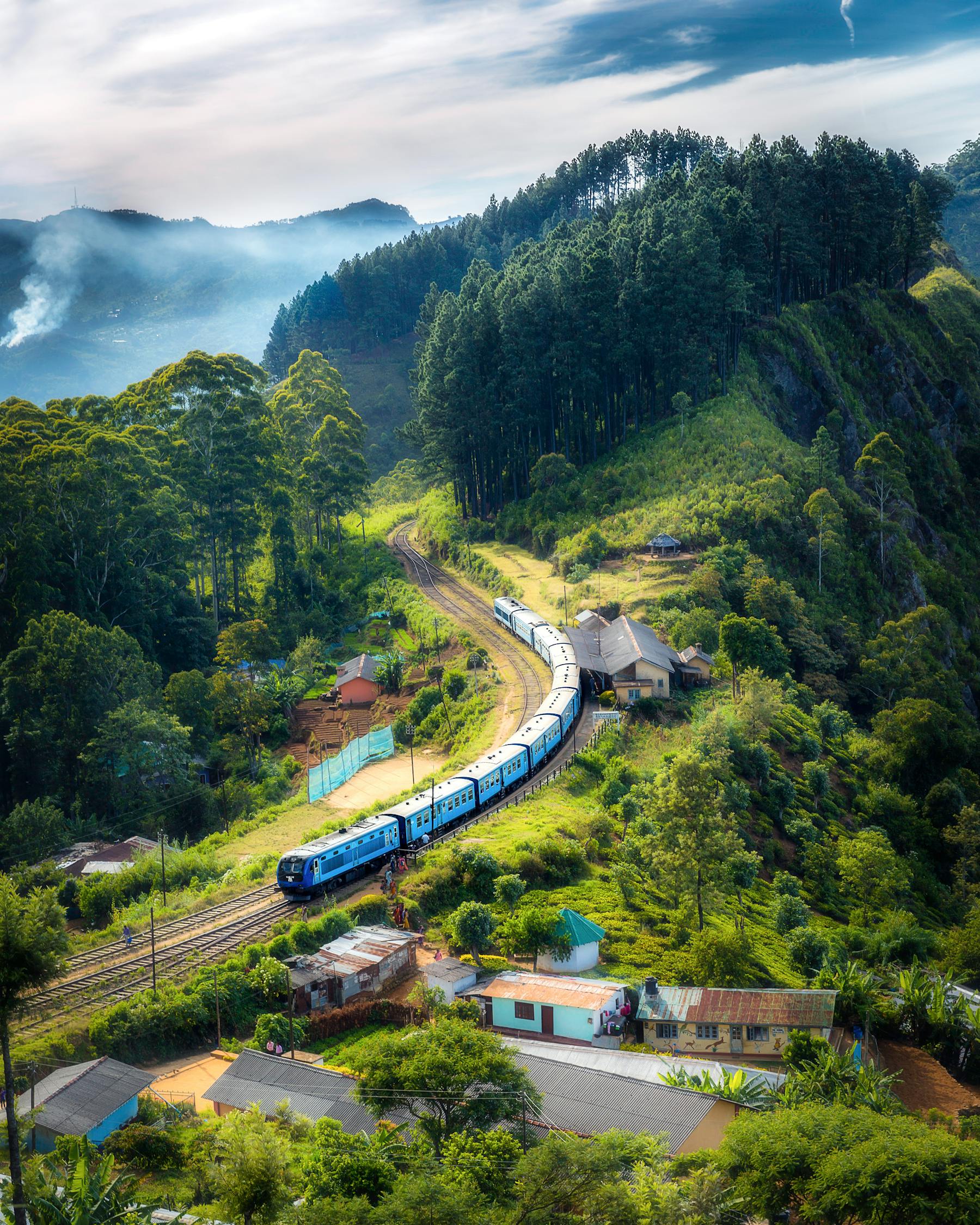 自驾还是火车？揭秘西北大环线旅行新模式——火车之旅的魅力探索