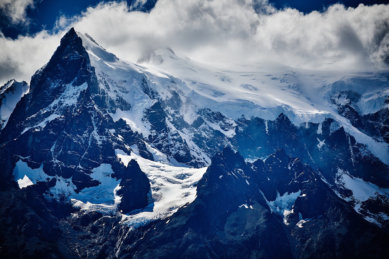 穿越苍山洱海，一步一景，大理至丽江的绝美自驾旅程指南